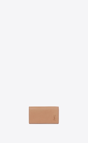 YSL Cassandre Shadow Saint Laurent Slim Keycase In Smooth Läder Bruna Guld | GRU965823