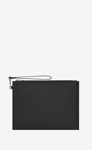 YSL Cassandre Shadow Zipped Tablet Holder In Grained Läder Svarta | PRB327504