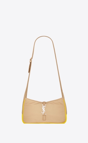 YSL Le 5 À 7 Crossbody Bag In Econyl® Regenerated Nylon Beige Gula | TWR753984