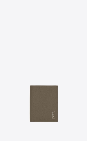 YSL Tiny Cassandre Credit Card Wallet In Grained Läder Mörkkhaki | CZQ964725
